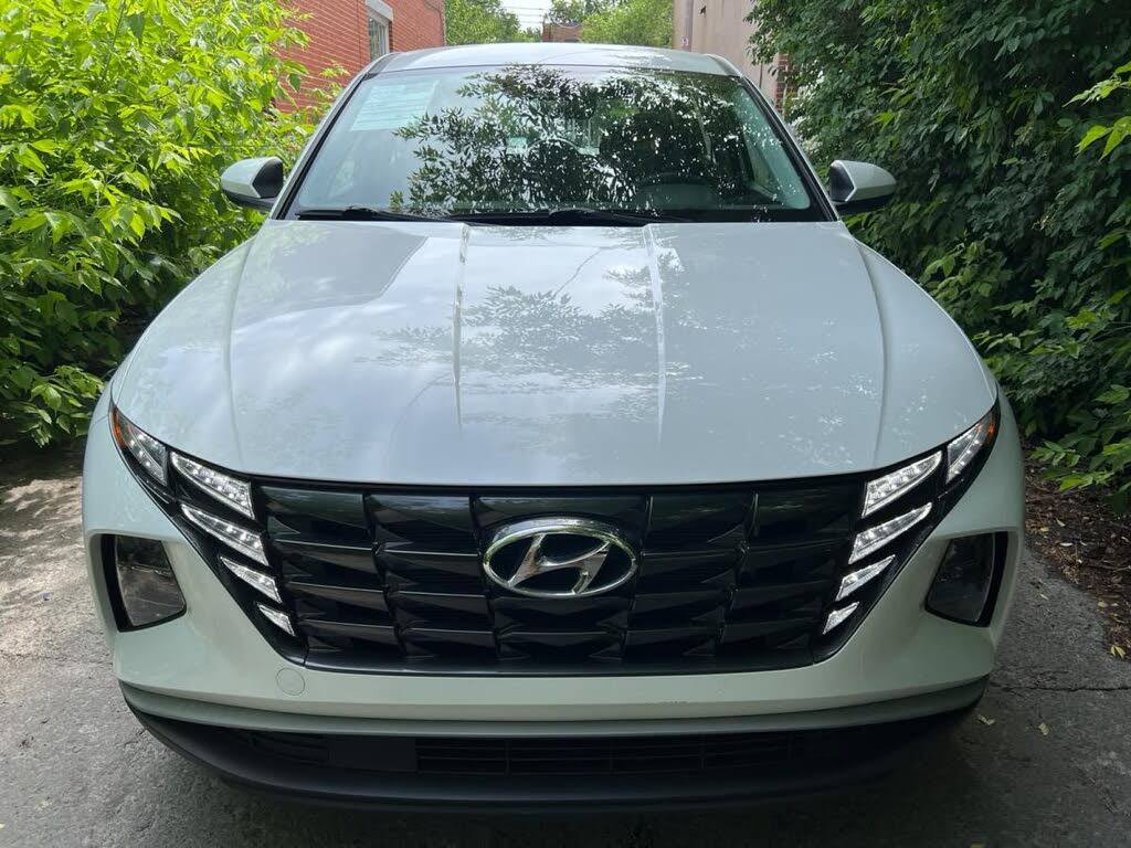 Hyundai Tucson Essential AWD 2023 disponible au Canada pour exportation vers la Côte d'Ivoire - DK Vortex